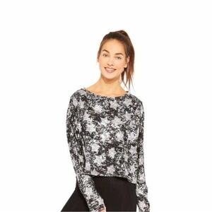 Terez Cropped Star Sweater Top Black Silver Foil Long Sleeve Pullover Thumbhole